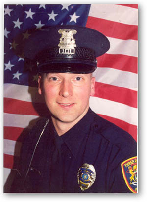 Photo of Auxiliary Officer Tom Quake.